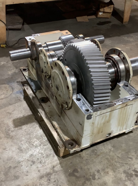 Preventive maintenance and gearbox repair service for heavy-duty machinery.